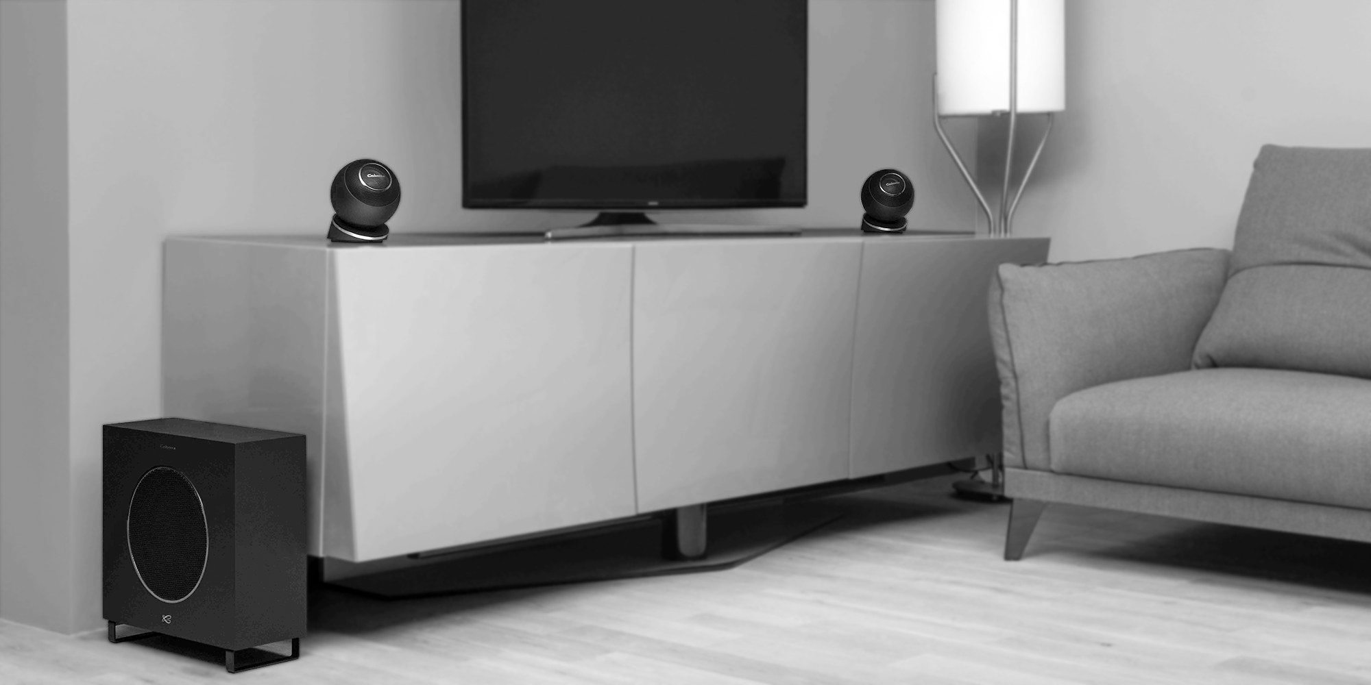 Cabasse Eole 4 - 5.1 Home Cinema Speaker System – 70 W RMS Satellites, 200 W RMS Powered Subwoofer