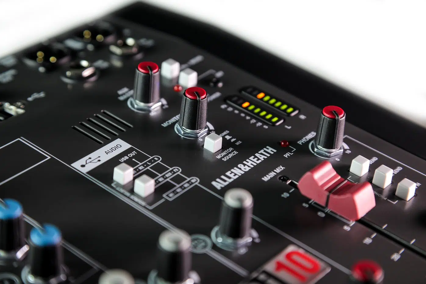 Allen & Heath ZEDi-8 Compact Hybrid Analog Mixer with USB Audio Interface